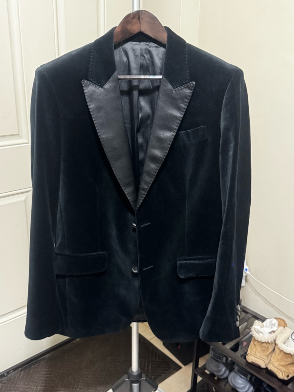 Elie Tahari I Men’s I Blazer I Velvet I Dinner I Peak Lapels I Side Vents - Picture 6 of 11